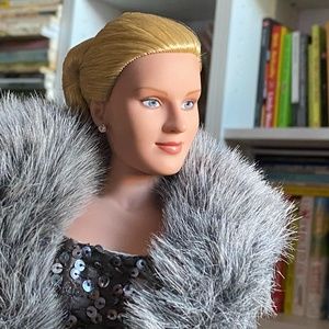 Emme Doll (“Energy” EM1203) by Robert Tonner from his 2002 collection